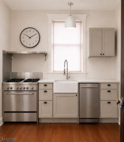 42 Gates Avenue Montclair NJ 07042