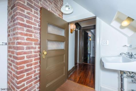 42 Gates Avenue Montclair NJ 07042
