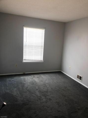 27 Townsend Court Franklin NJ 08823