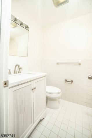 125 S 8th Street Newark NJ 07107