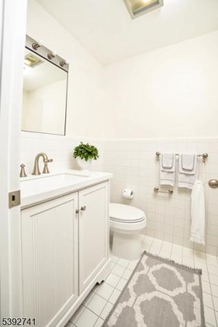 125 S 8th Street Newark NJ 07107