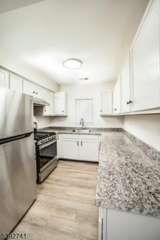 125 S 8th Street Newark NJ 07107