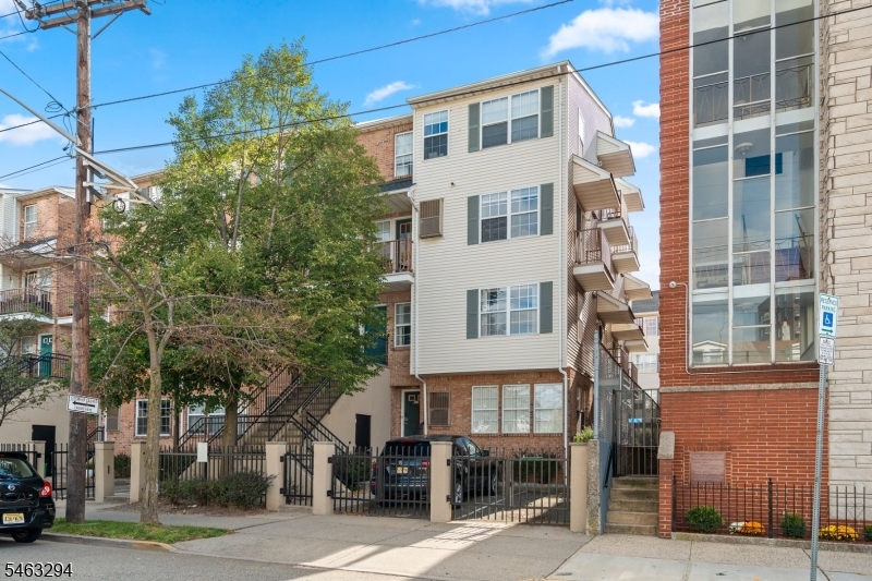 76 Union Street Newark NJ 07105