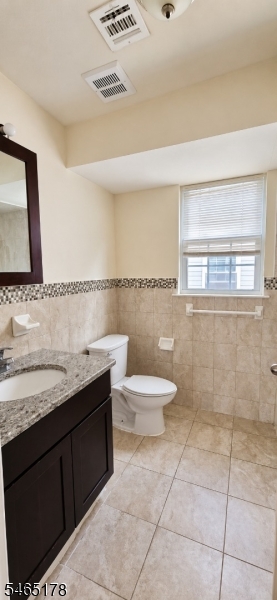 17 Stanton Street Newark NJ 07114