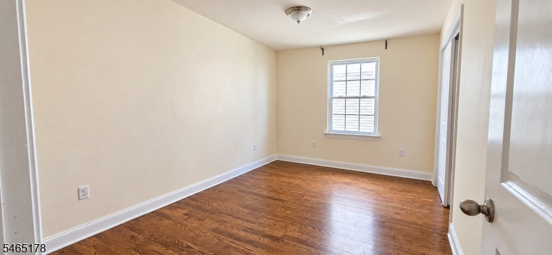 17 Stanton Street Newark NJ 07114
