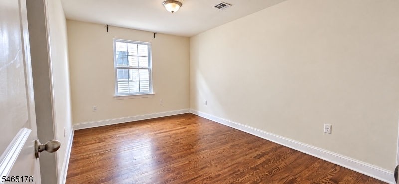 17 Stanton Street Newark NJ 07114