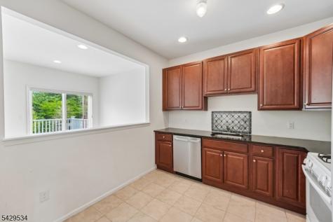 26 Decroce Court Parsippany-troy Hills NJ 07054
