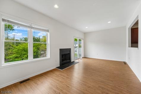 26 Decroce Court Parsippany-troy Hills NJ 07054