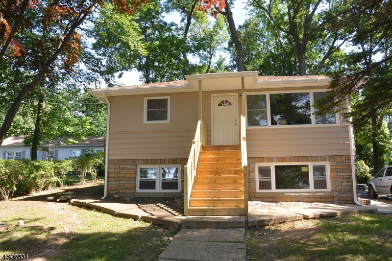 575 Rogers Drive Roxbury NJ 07850