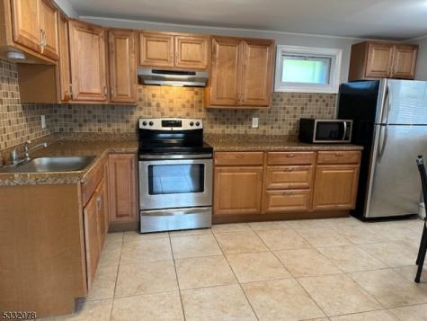 575 Rogers Drive Roxbury NJ 07850