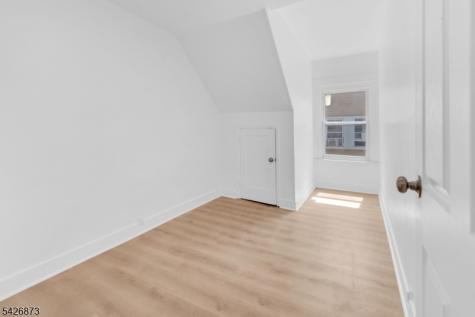 44 Farley Avenue Newark NJ 07108