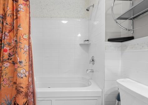 200 Laird Avenue-c2101 Cliffside Park NJ 07010