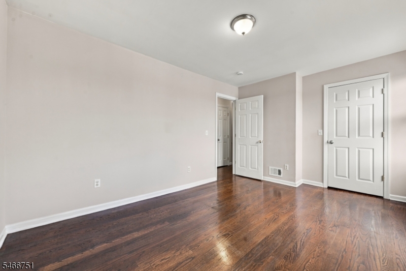 112 Bruen Street Newark NJ 07105