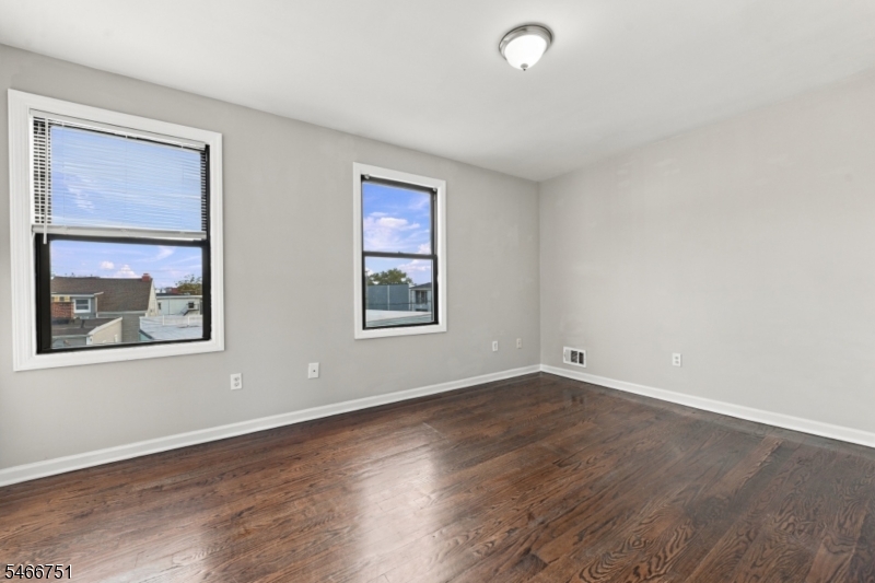 112 Bruen Street Newark NJ 07105