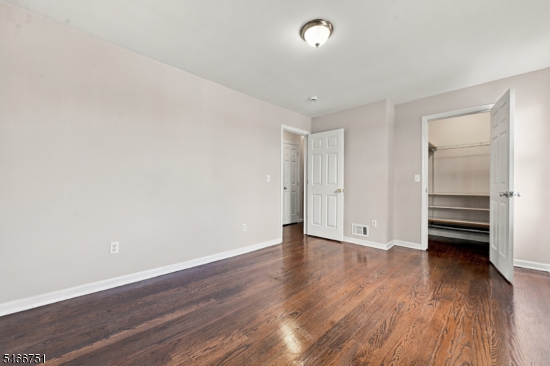112 Bruen Street Newark NJ 07105
