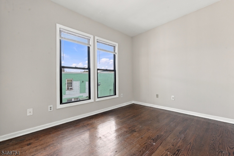 112 Bruen Street Newark NJ 07105