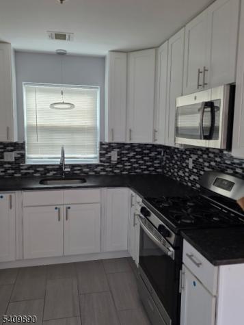 531 Broadway Elizabeth NJ 07206