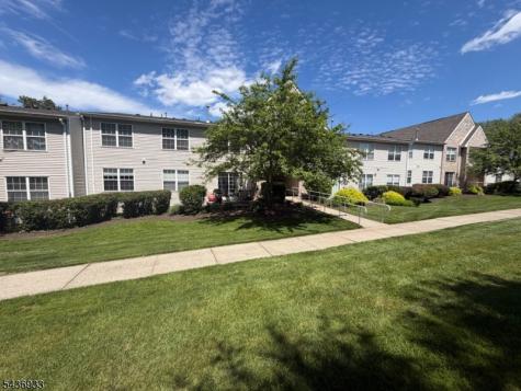 10 Parkside Court Wayne NJ 07470
