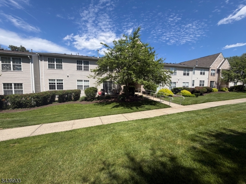 10 Parkside Court Wayne NJ 07470