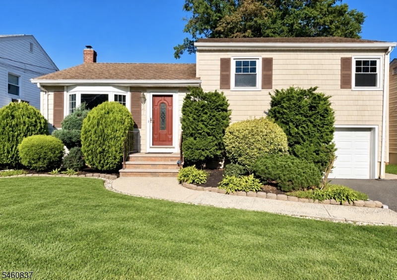 827 Savitt Place Union NJ 07083