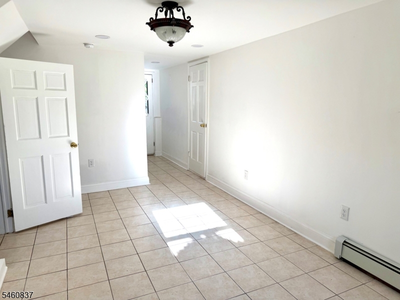 827 Savitt Place Union NJ 07083