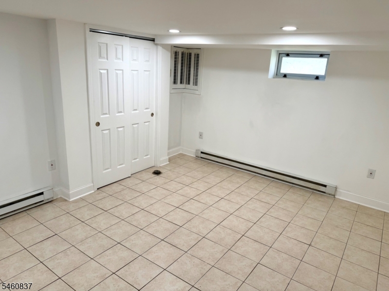 827 Savitt Place Union NJ 07083