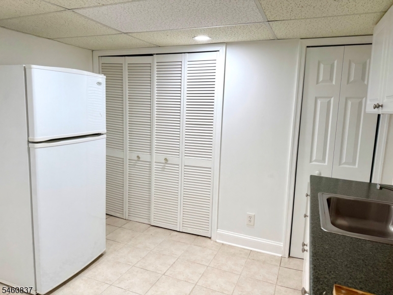 827 Savitt Place Union NJ 07083