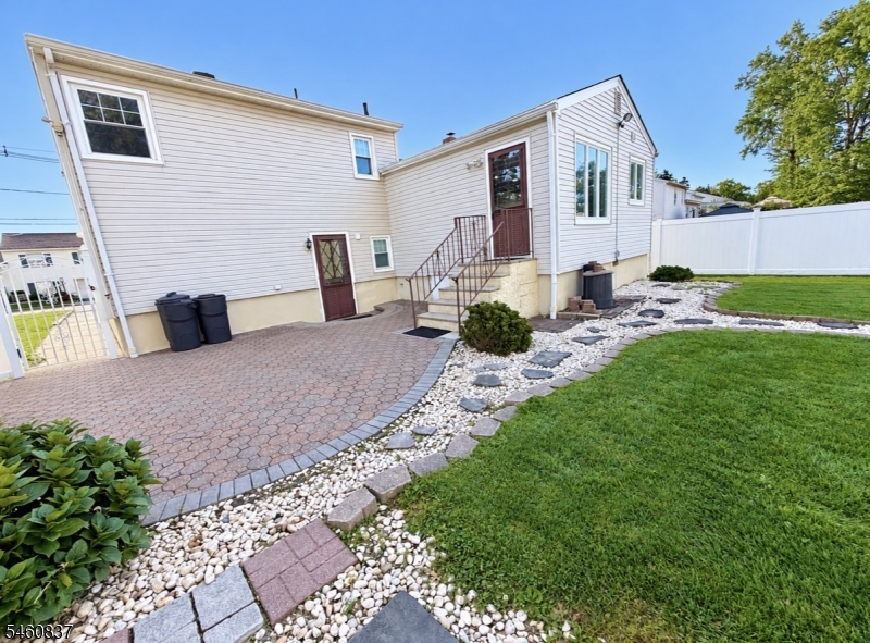 827 Savitt Place Union NJ 07083