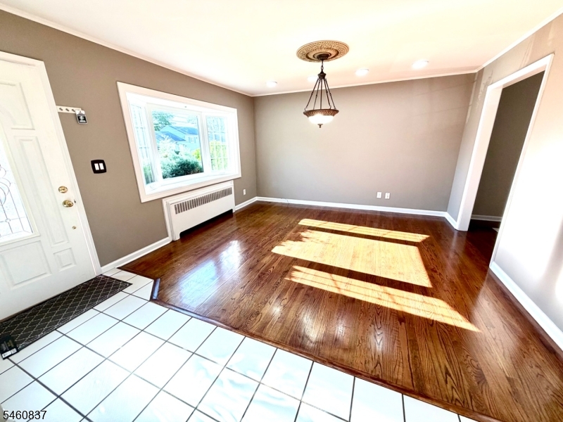 827 Savitt Place Union NJ 07083
