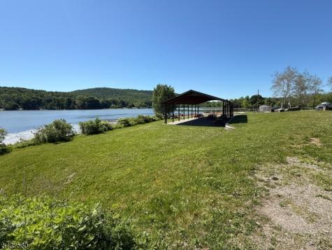 144 Lakeside Drive Liberty NJ 07823