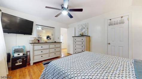 178 N Livingston Avenue Livingston NJ 07039