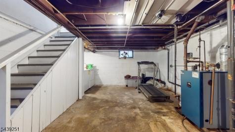 178 N Livingston Avenue Livingston NJ 07039