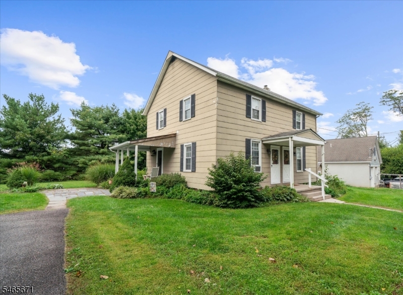 9 Hoffman Road Clinton NJ 08833