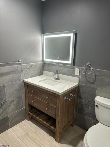 2 Hastings Road Parsippany-troy Hills NJ 07054
