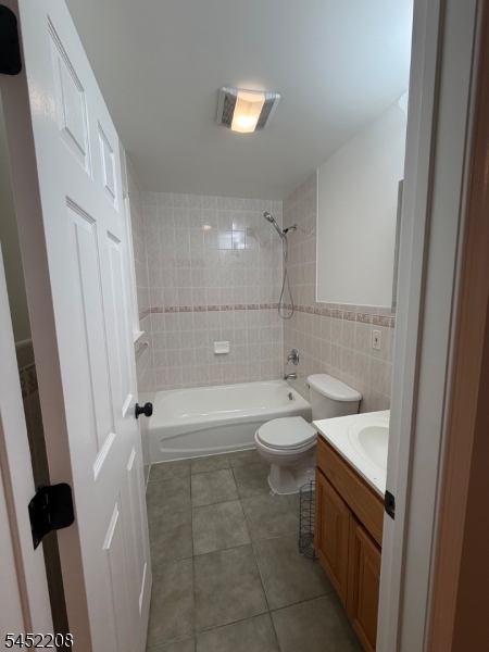 246 N 10th Street Newark NJ 07107