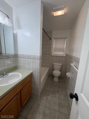 246 N 10th Street Newark NJ 07107
