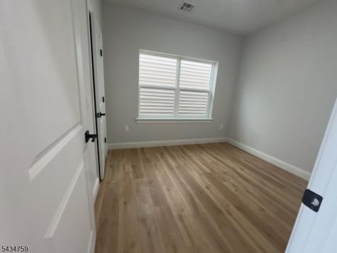 484 S 19th St 2nd Fl Newark NJ 07103