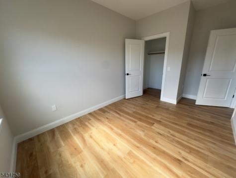 484 S 19th St 2nd Fl Newark NJ 07103