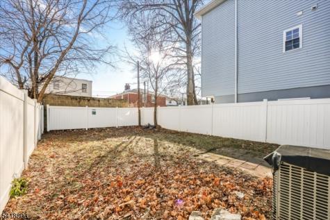 342 Sanford Avenue Newark NJ 07106