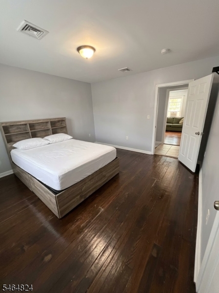355 S 11th Street Newark NJ 07103