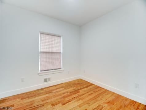 101 S 8th Street Newark NJ 07107
