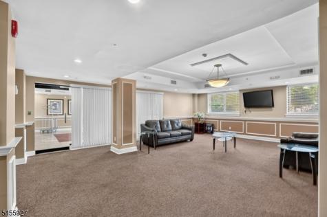 60 Parkway Drive East Orange NJ 07017