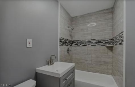 188 Park Street East Orange NJ 07017