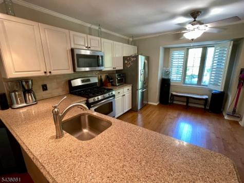 7 Daisy Road Berkeley Heights NJ 07922