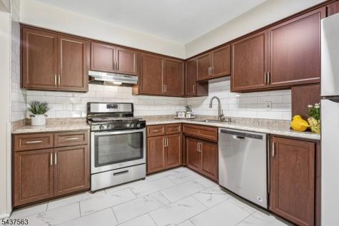 6 B John F Goellner Drive Raritan NJ 08869