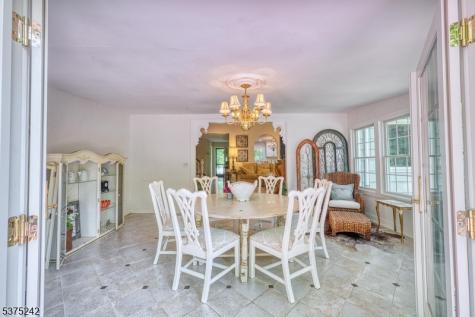 31 Shephard Way Bernards NJ 07920