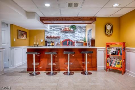 31 Shephard Way Bernards NJ 07920