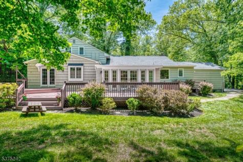 31 Shephard Way Bernards NJ 07920