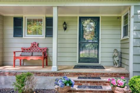 31 Shephard Way Bernards NJ 07920