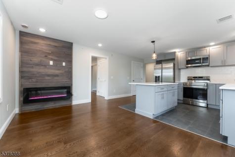 535 St James Avenue - Unit D Pohatcong NJ 08865